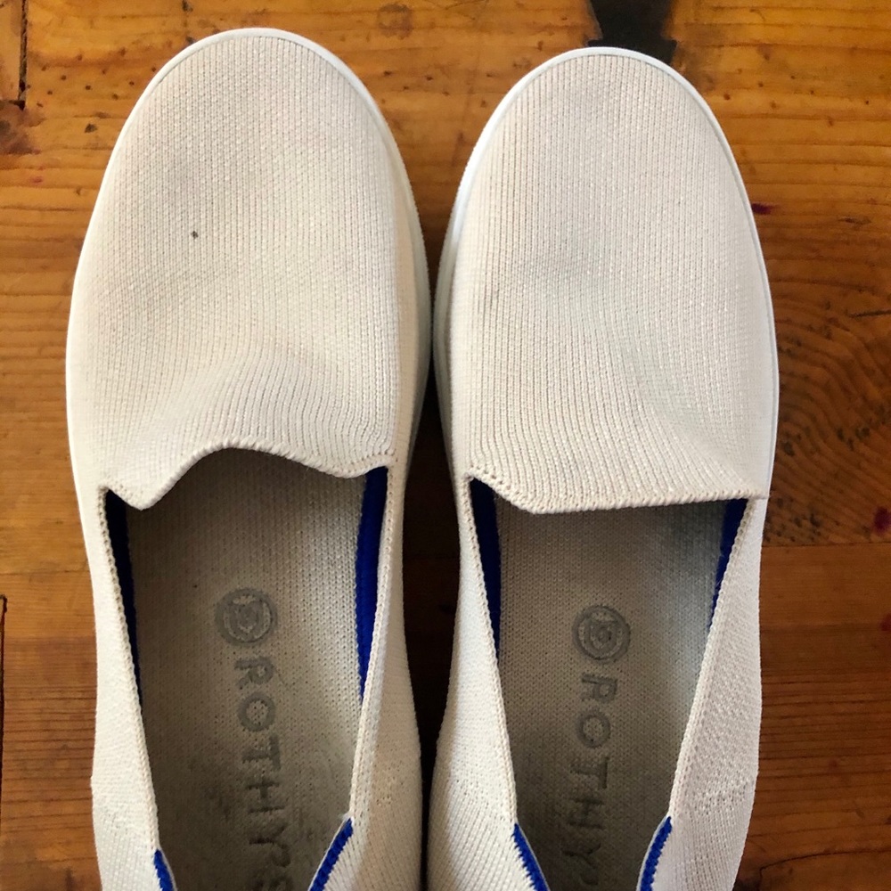 Rothys the sneaker in sand size 8